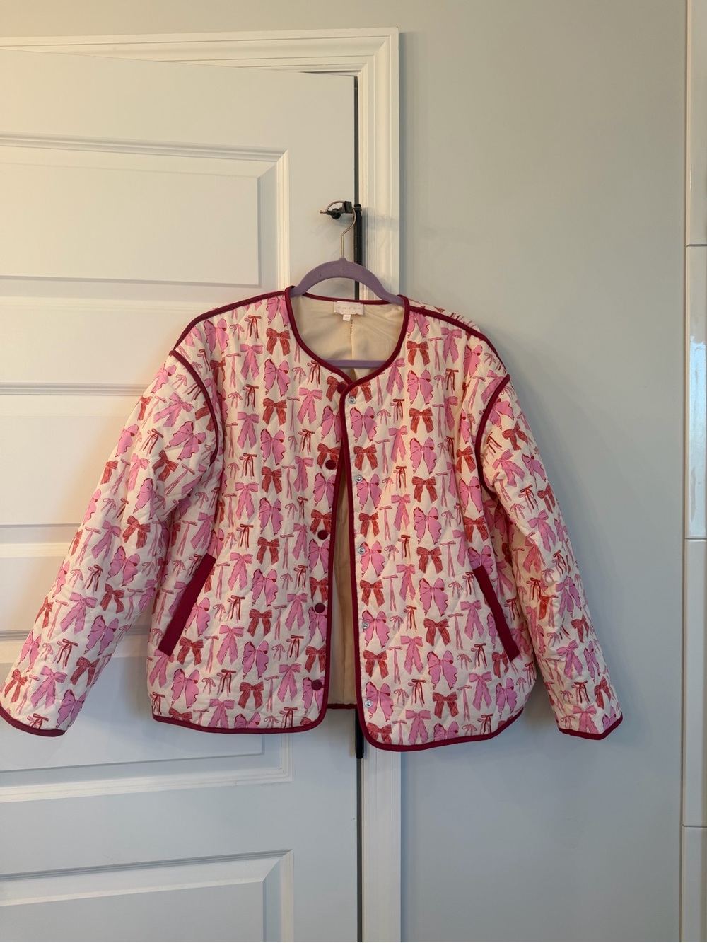 Entro Boutique Red, Pink & Magenta Quilted Bow-Print Jacket